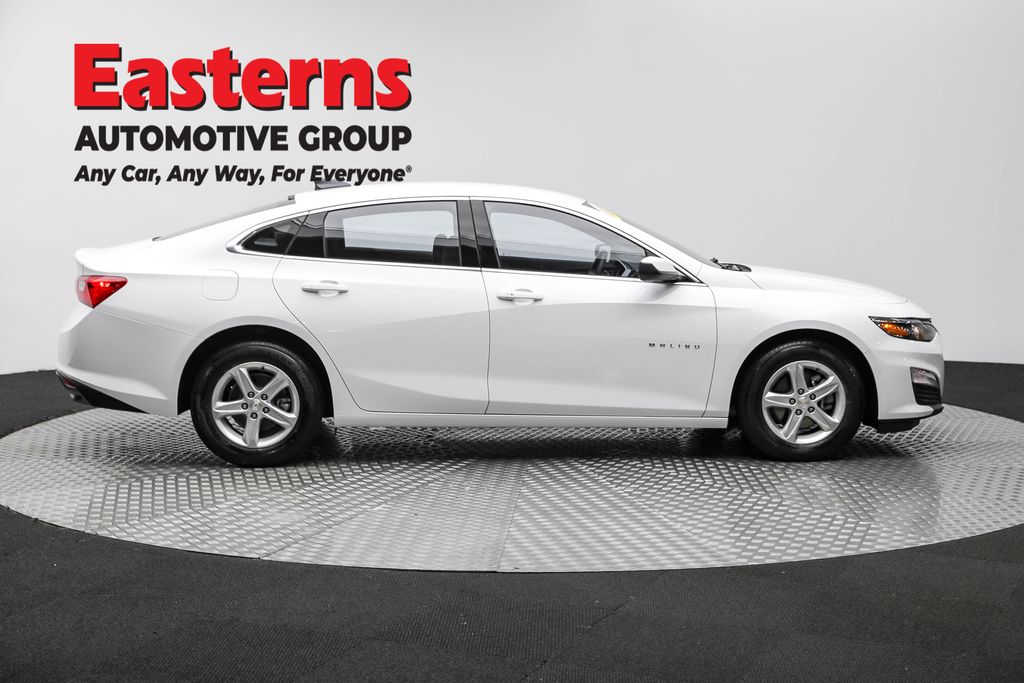 2024 Chevrolet Malibu LS photo 4