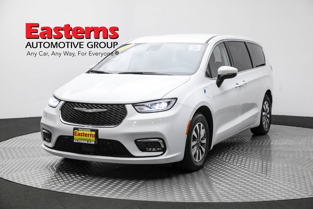 2023 Chrysler Pacifica Hybrid
