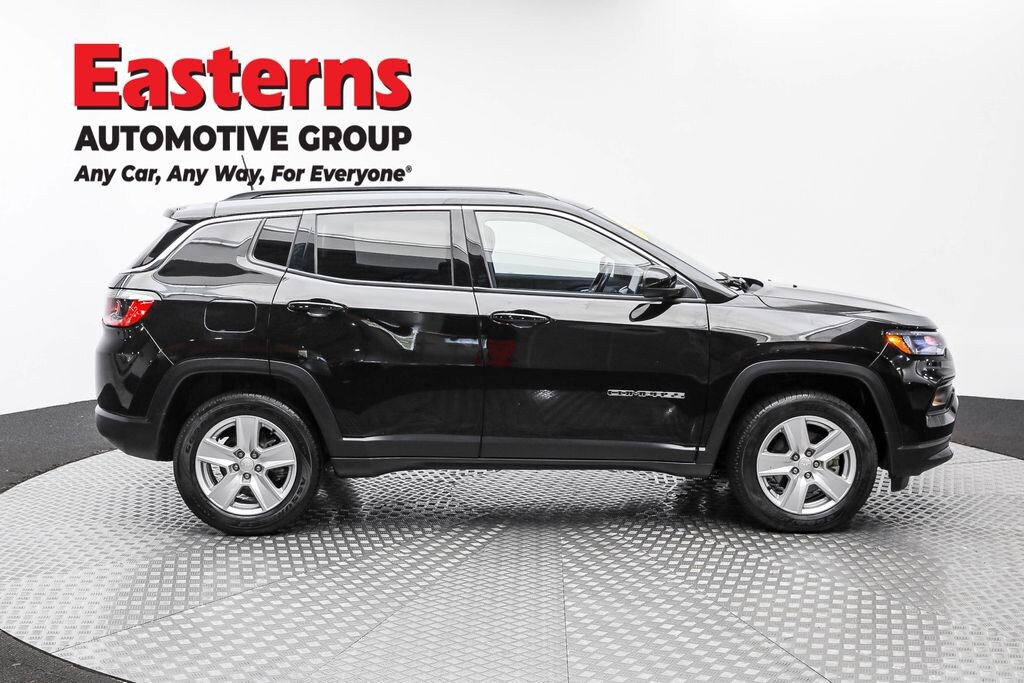 Used 2022 Jeep Compass Latitude SUV