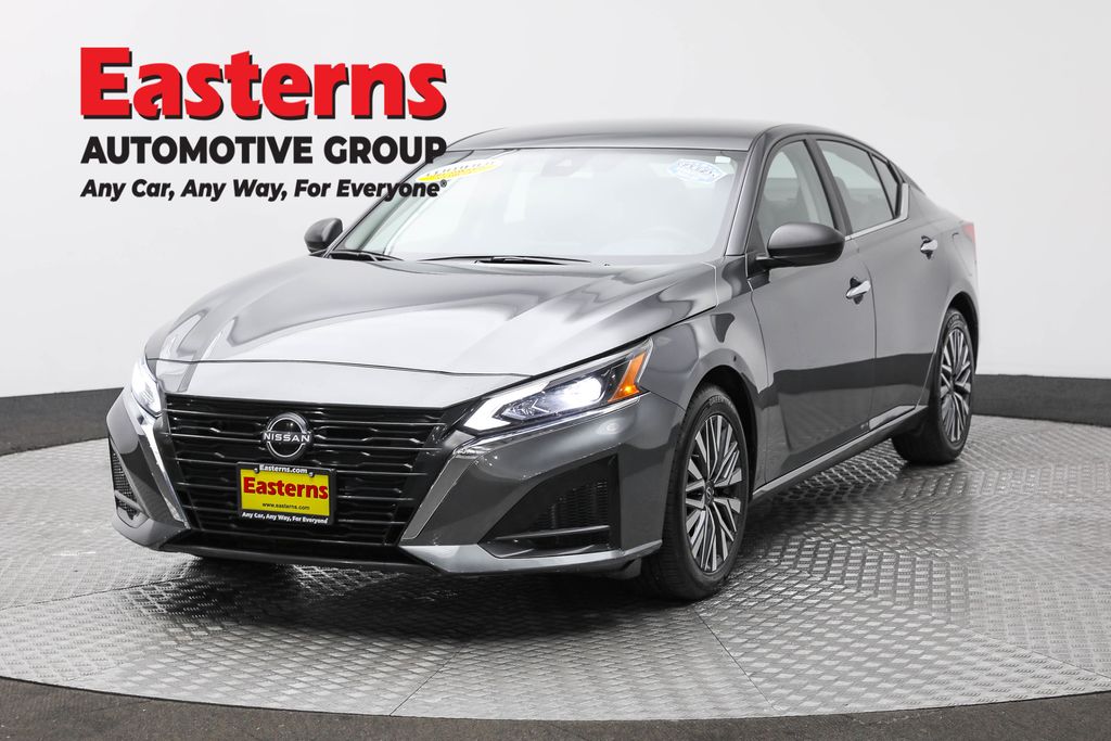 2024 Nissan Altima SV