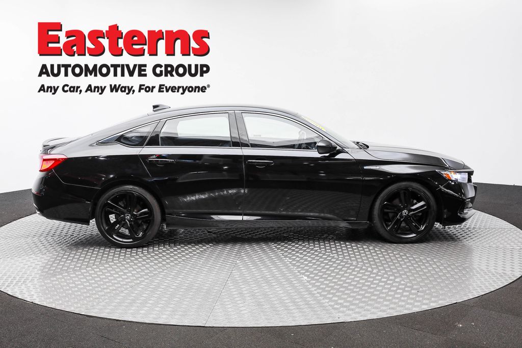 2022 Honda Accord Hybrid Sport photo 2