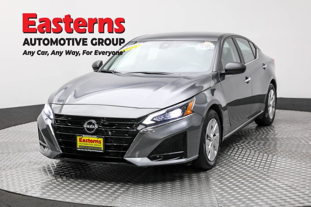 Used 2024 Nissan Altima 2.5 S Sedan