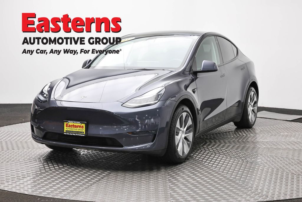 2021 Tesla Model Y Long Range Dual Motor All-Wheel Drive's photo