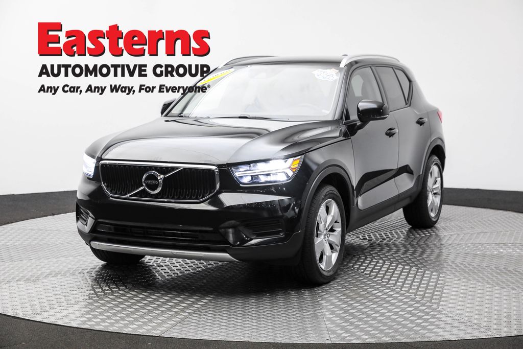 2022 Volvo XC40