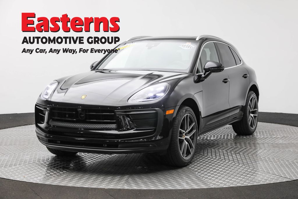 2024 Porsche Macan Base
