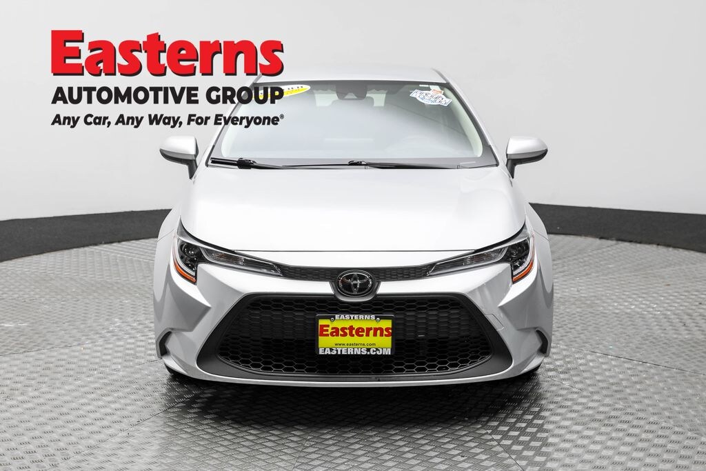 Used 2022 Toyota Corolla LE Sedan