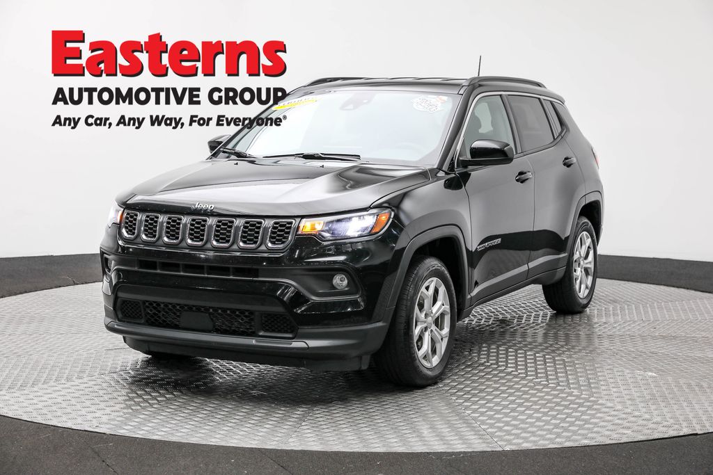 2024 Jeep Compass Latitude's photo