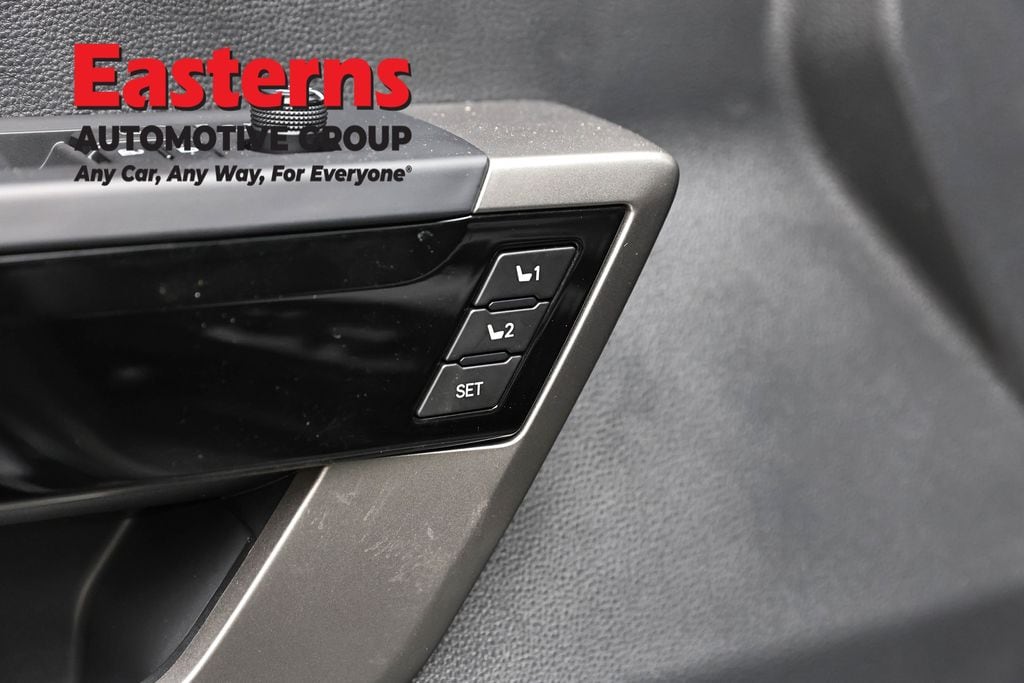 2024 Toyota Tundra Limited - Photo 23