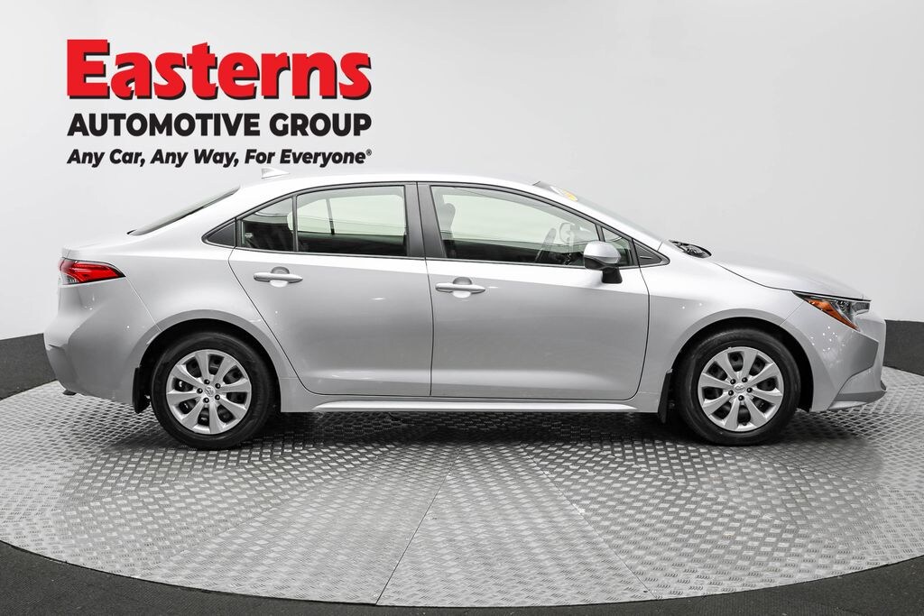 Used 2022 Toyota Corolla LE Sedan