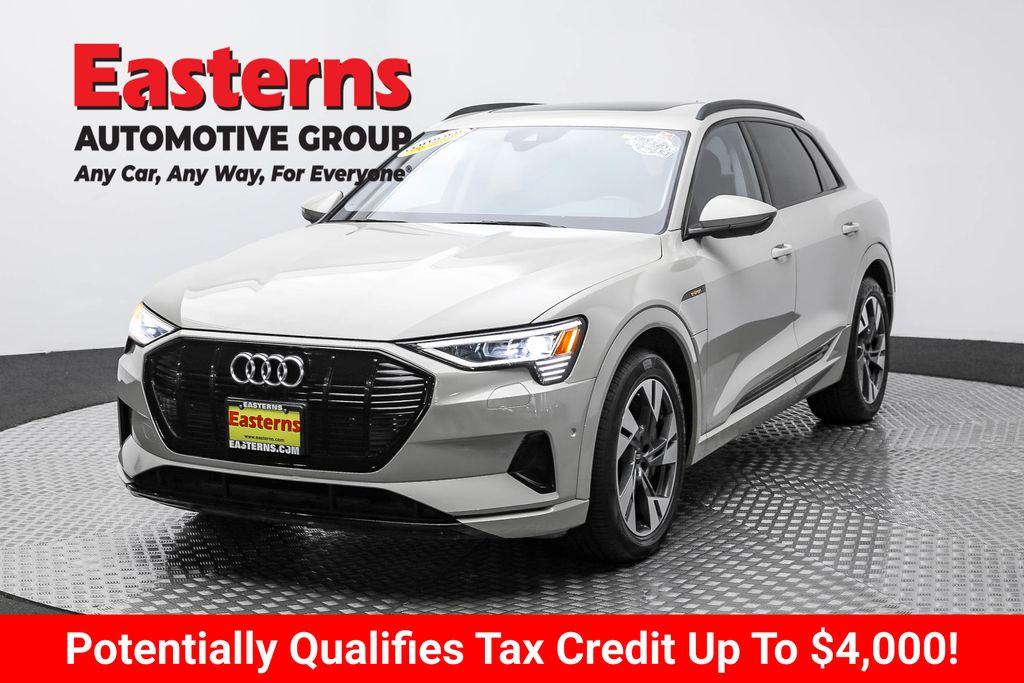 2021 Audi e-tron quattro Premium