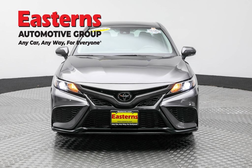 Used 2023 Toyota Camry SE Sedan