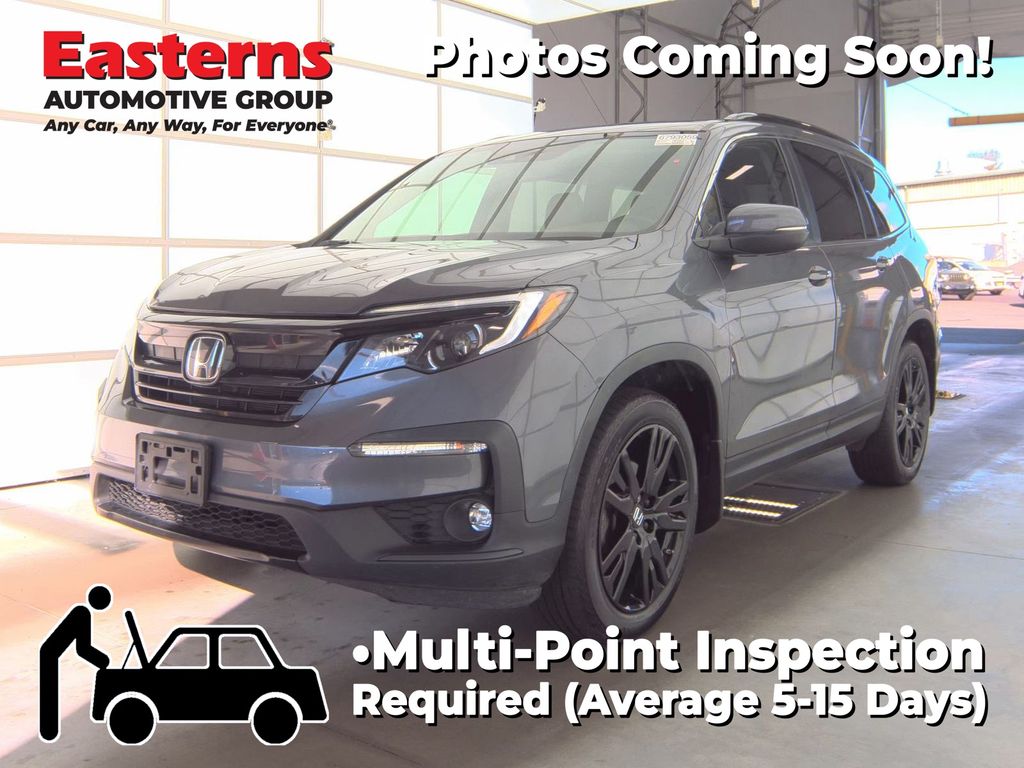 2022 Honda Pilot SE's photo