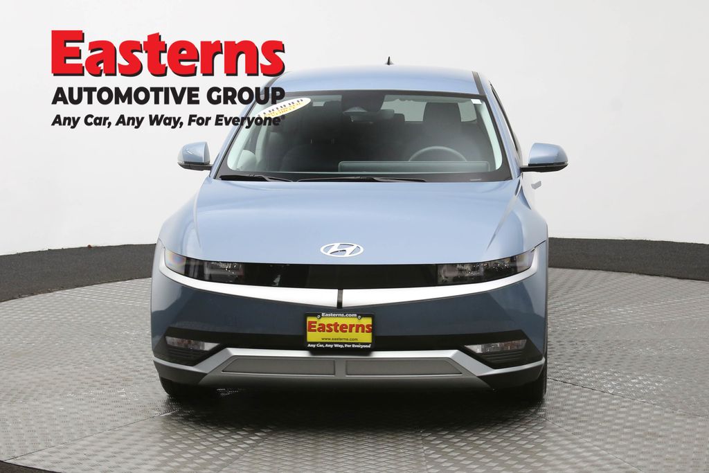 2023 Hyundai Ioniq 5 SE photo 2