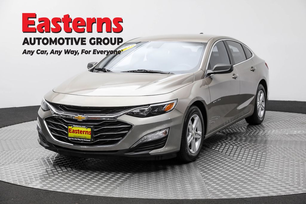 2023 Chevrolet Malibu 1LS's photo