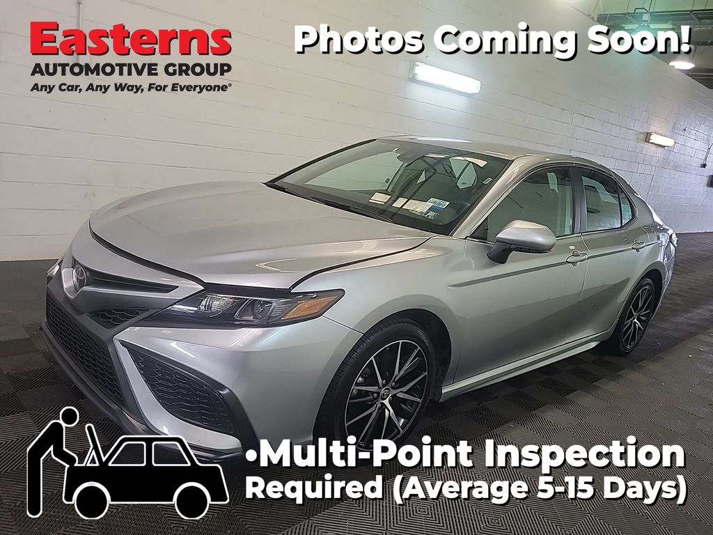 2024 Toyota Camry SE