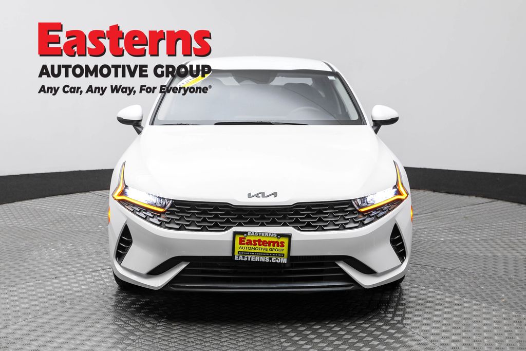 2023 Kia K5 LXS photo 2