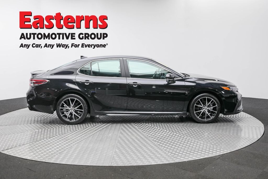 Used 2023 Toyota Camry SE Sedan