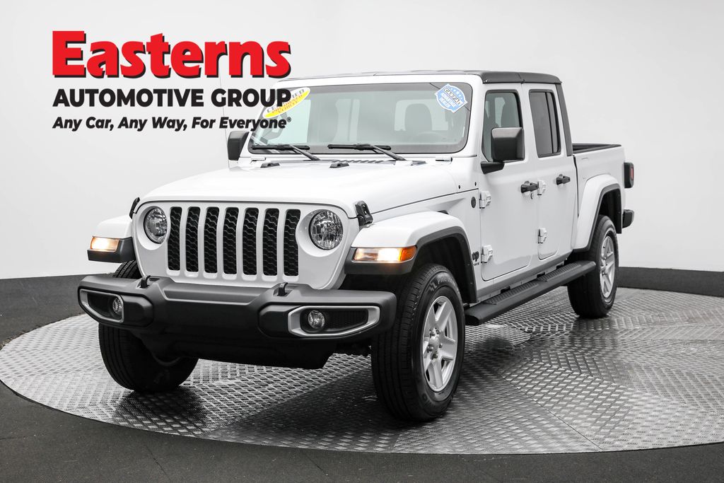 2023 Jeep Gladiator Sport S's photo