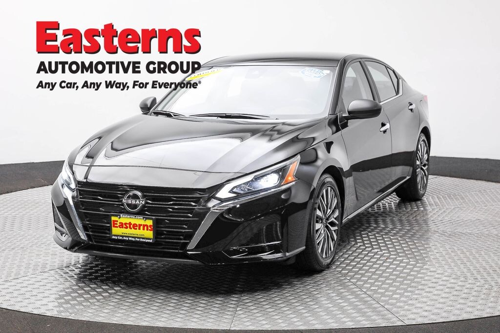 Used 2024 Nissan Altima 2.5 SV Sedan