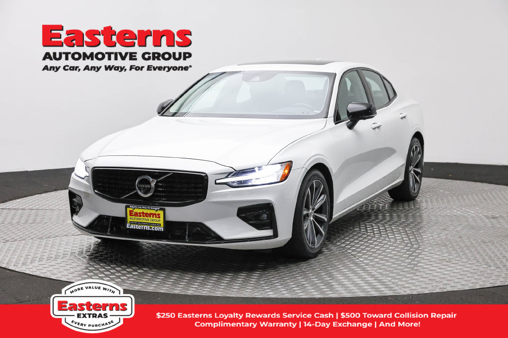 2022 Volvo S60