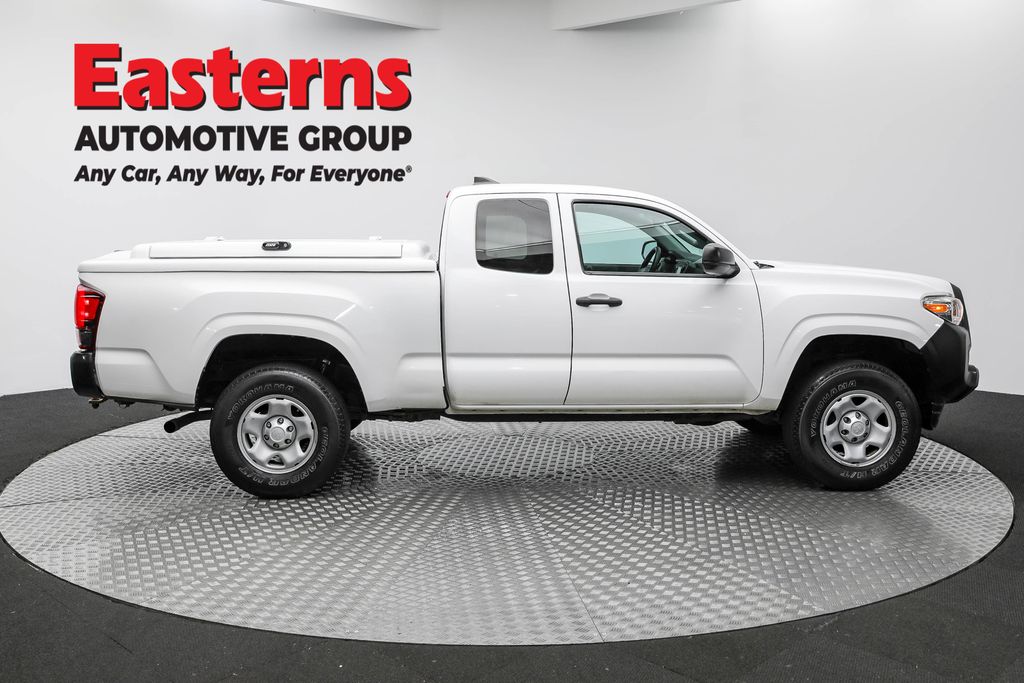 2019 Toyota Tacoma SR photo 4