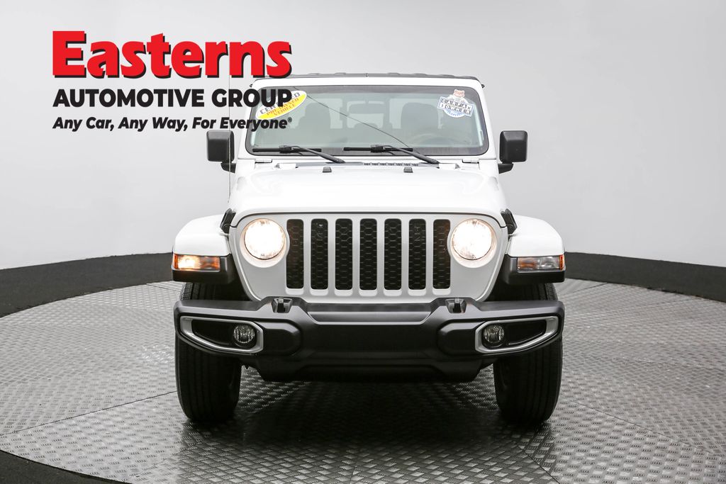 2023 Jeep Gladiator Sport photo 2
