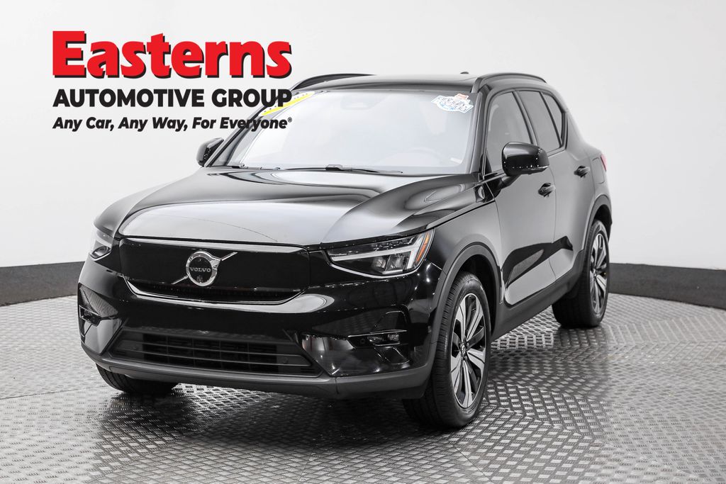 2023 Volvo XC40