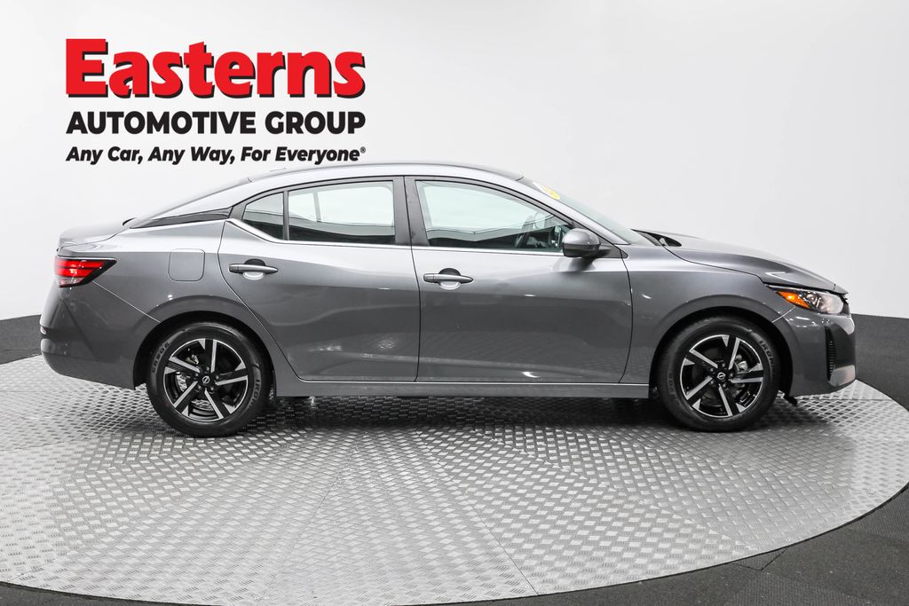 2024 Nissan Sentra SV photo 4
