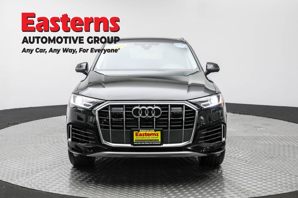 2022 Audi Q7 55 Premium Plus photo 2