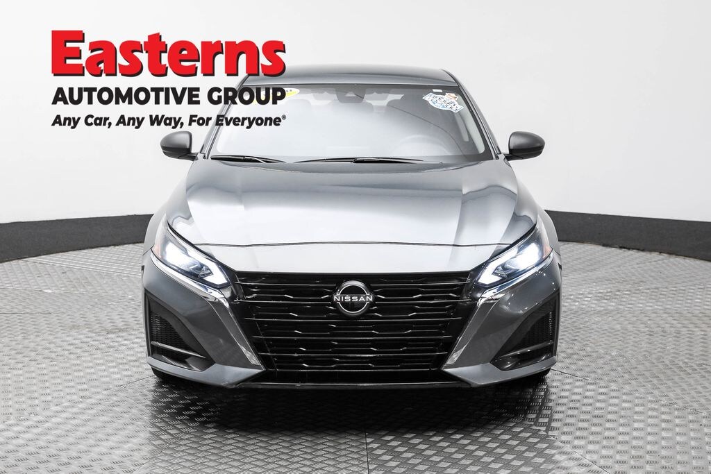 Used 2024 Nissan Altima 2.5 SV Sedan