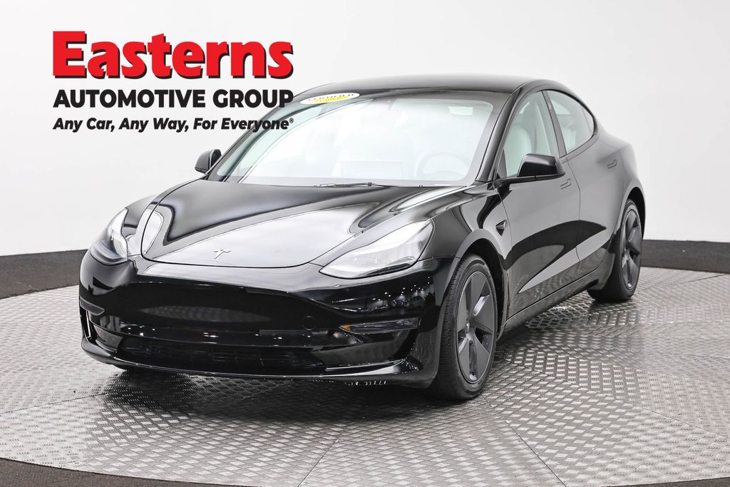 2023 Tesla Model 3 -'s photo
