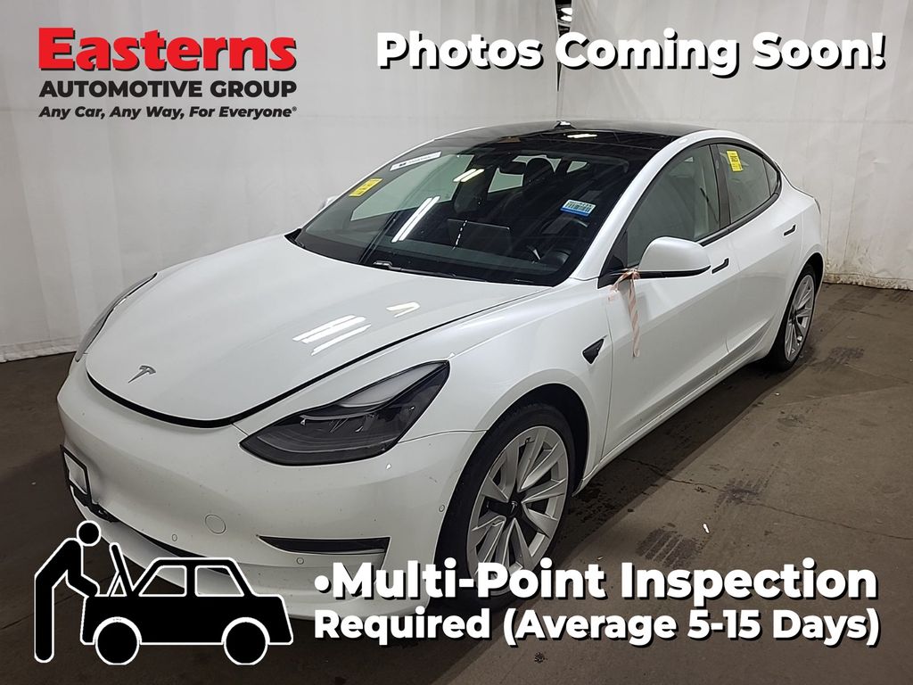2021 Tesla Model 3 Standard Range Plus's photo