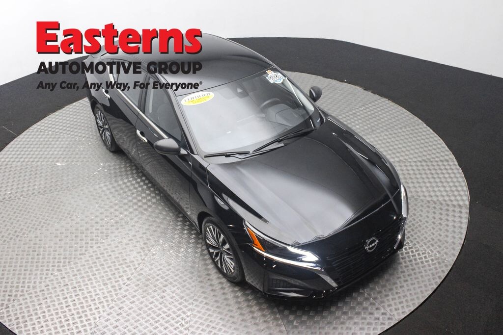 Used 2024 Nissan Altima 2.5 SV Sedan