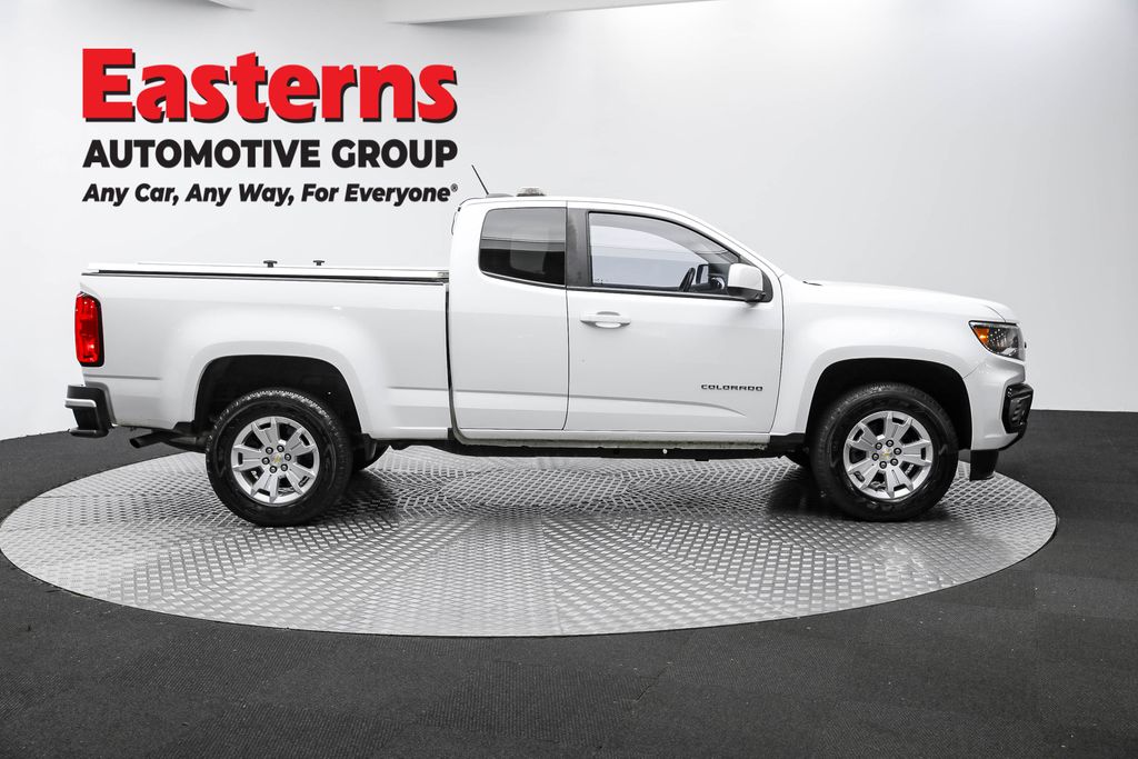 2022 Chevrolet Colorado LT photo 3