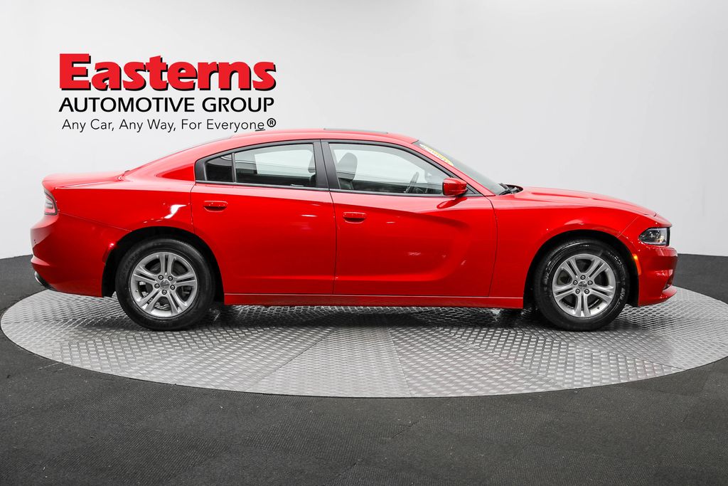 2022 Dodge Charger SXT photo 4