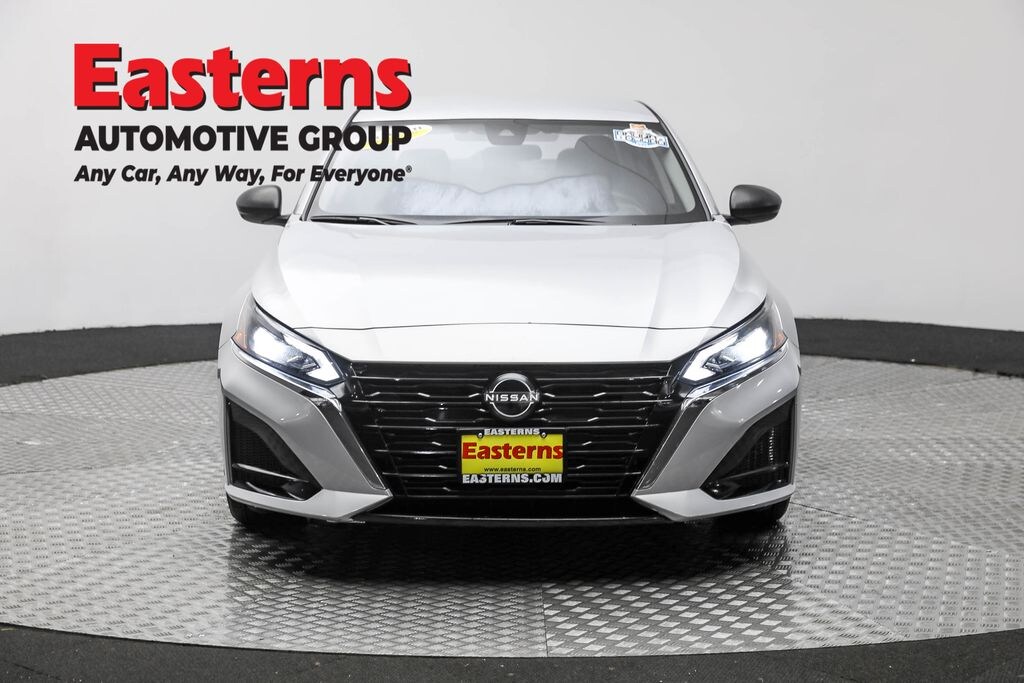 Used 2024 Nissan Altima 2.5 SV Sedan