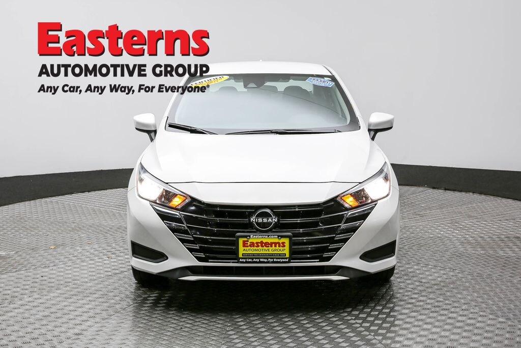 Used 2023 Nissan Versa 1.6 SV Sedan