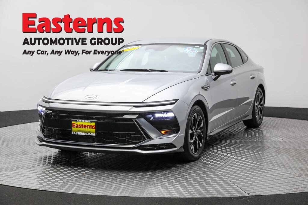 Used 2024 Hyundai Sonata SEL Sedan