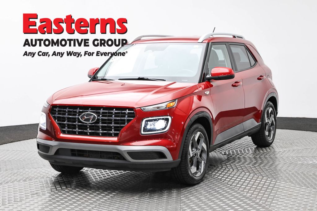 2023 Hyundai Venue Limited IVT's photo