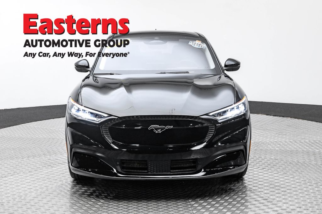 2022 Ford Mustang Mach-E Select photo 2