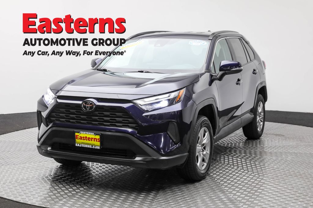 2022 Toyota RAV4 XLE