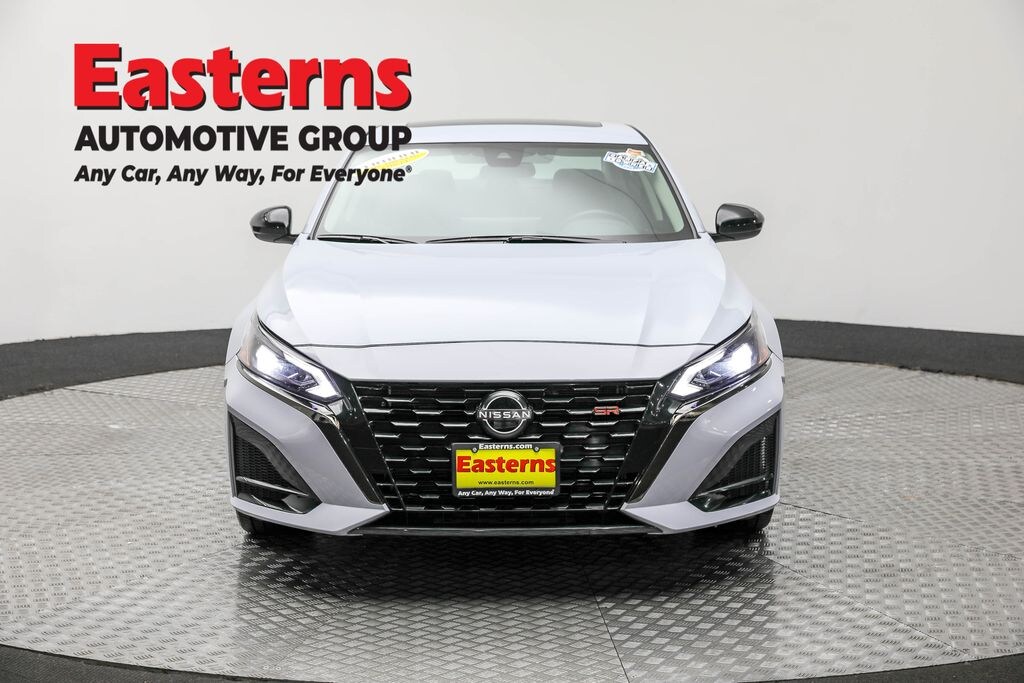 Used 2023 Nissan Altima 2.5 SR Sedan