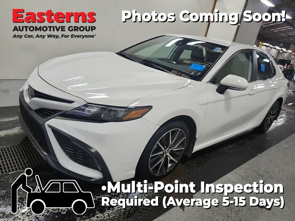 Used 2023 Toyota Camry SE Sedan