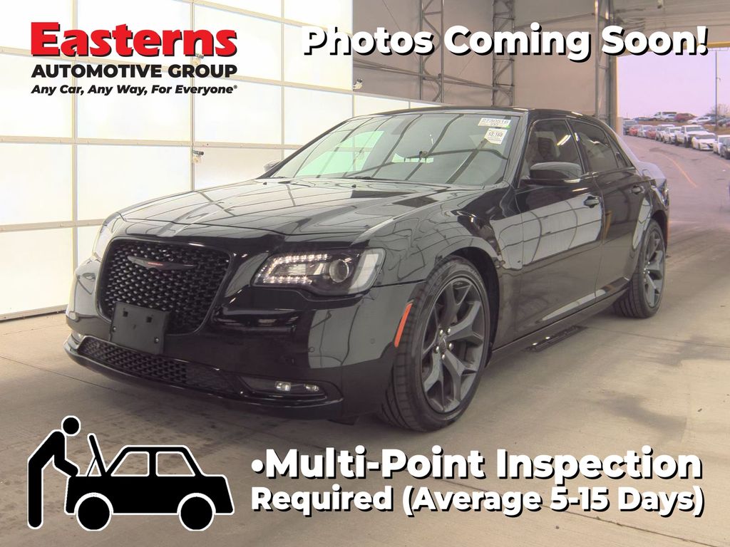 2023 Chrysler 300 S's photo