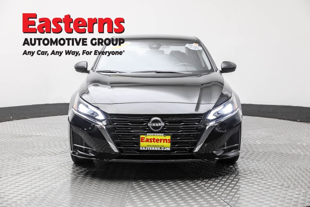 Used 2024 Nissan Altima 2.5 SV Sedan