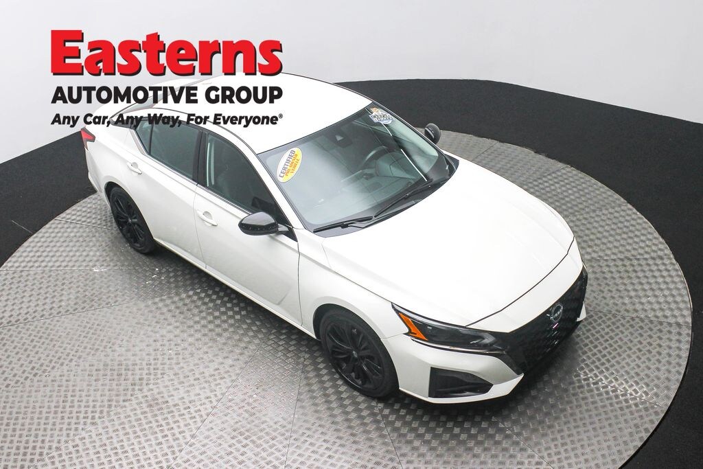 Used 2023 Nissan Altima 2.5 SR Sedan