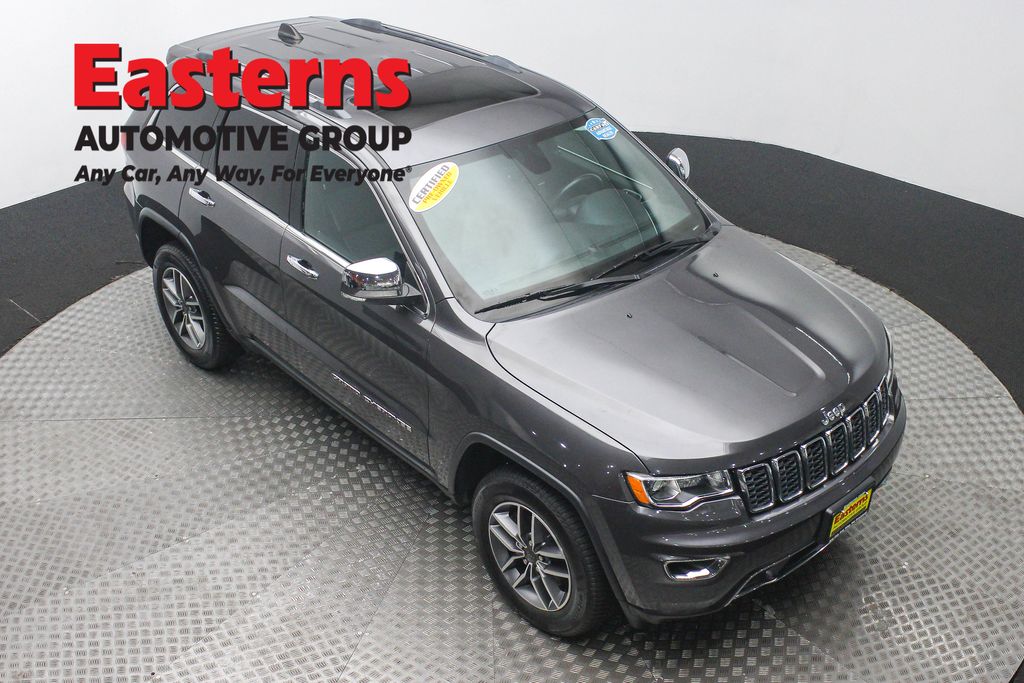 2021 Jeep Grand Cherokee Limited photo 2