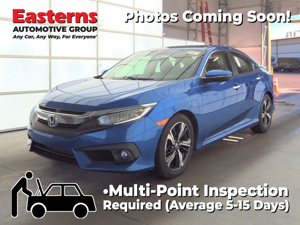 2017 Honda Civic Touring CVT's photo