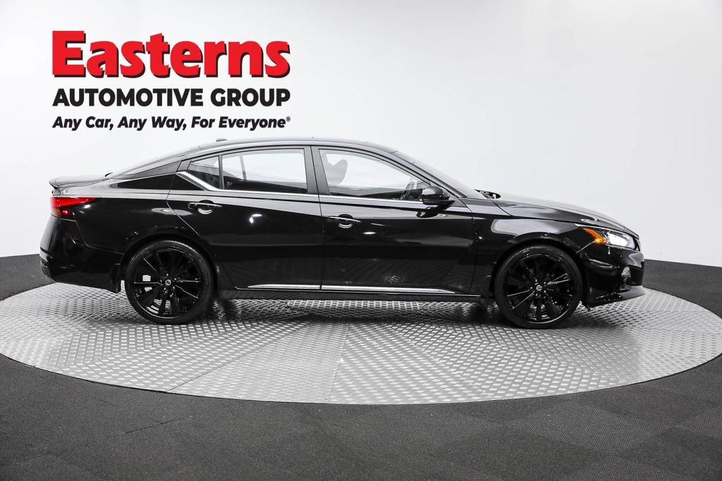 2022 Nissan Altima 2.5 SR photo 4