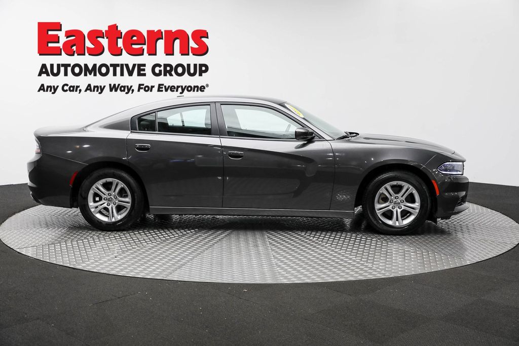2022 Dodge Charger SXT photo 3